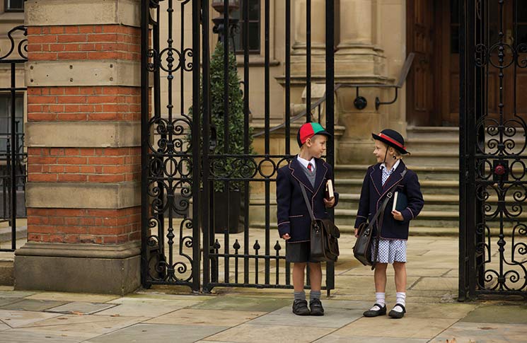 Wealth. Affluential schools. Harrow School. Eton College