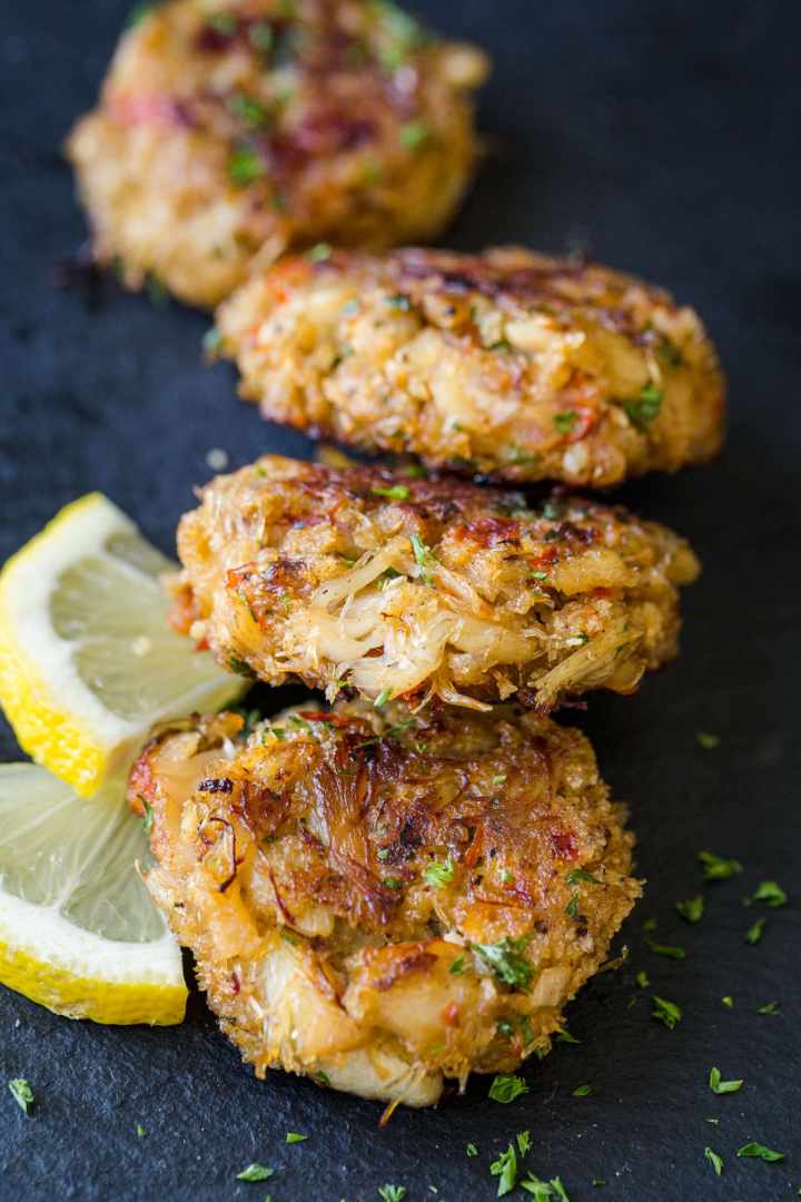Toni Tastes: Crab&nbsp;Cakes!