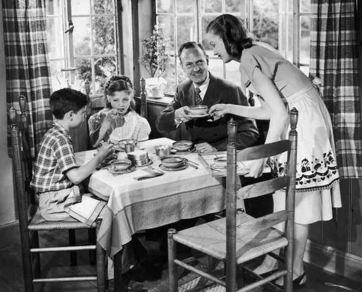 Are Table Manners&nbsp;History?